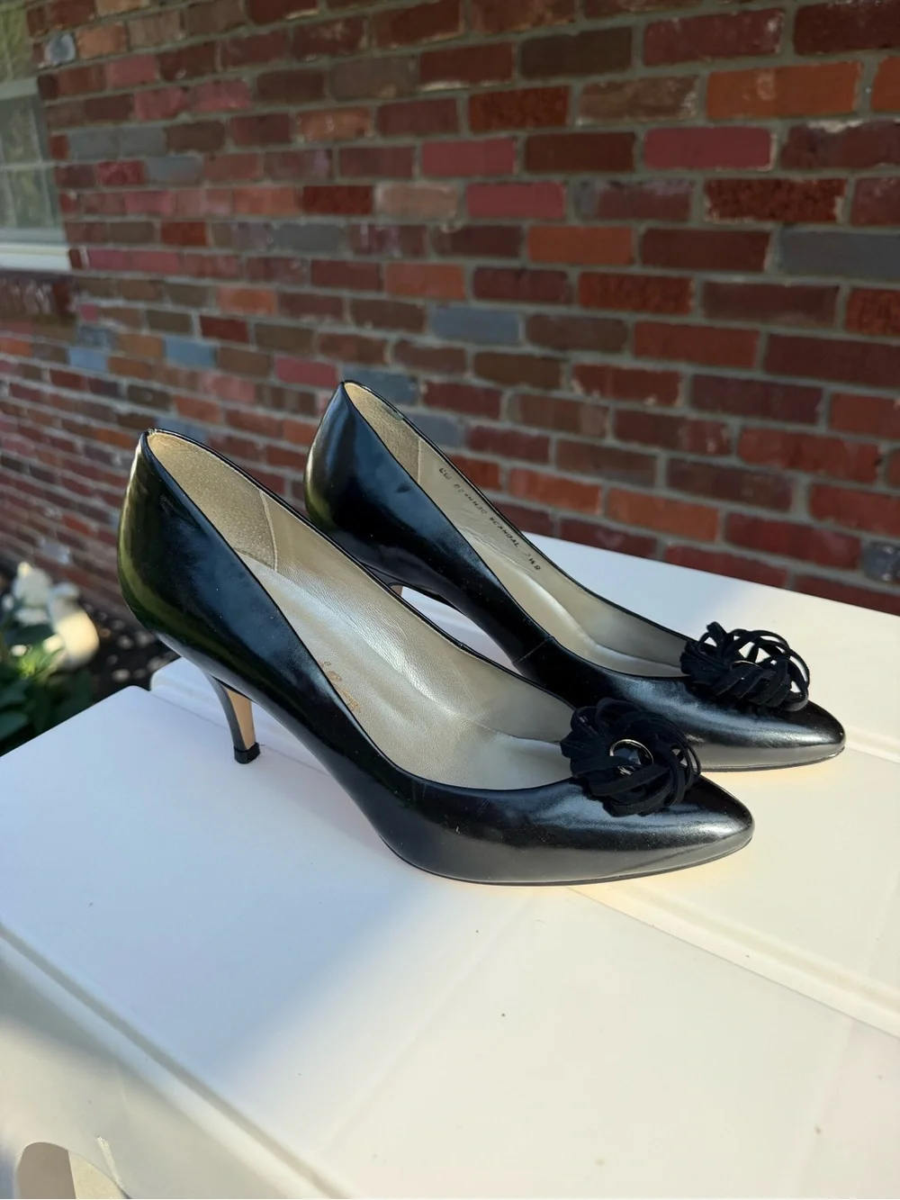 Vintage 1980s-90s Black Patent Pointed Toe Pumps with Rosette Accent